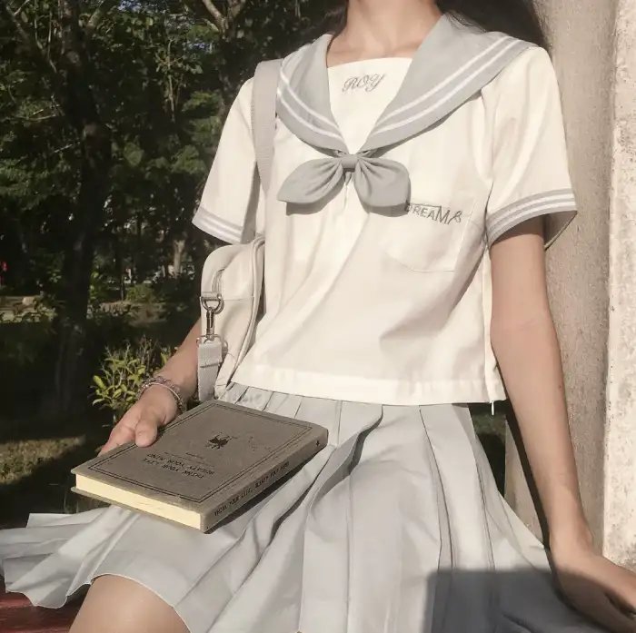 四岁小太后打小就儿孙满堂